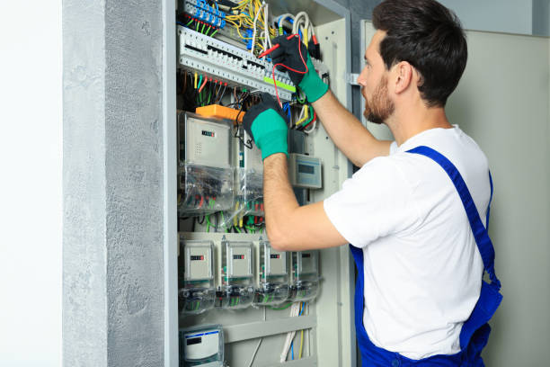 Best Commercial Electrician Services  in Medina, NY